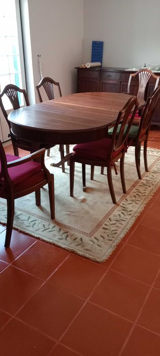 Mesa de sala de jantar - Pé de galo