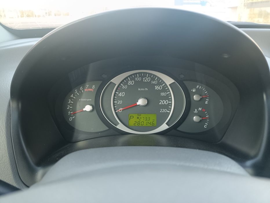 Продам Hyundai Tucson 2008 года 2.0 Газ/Бензин Автомат