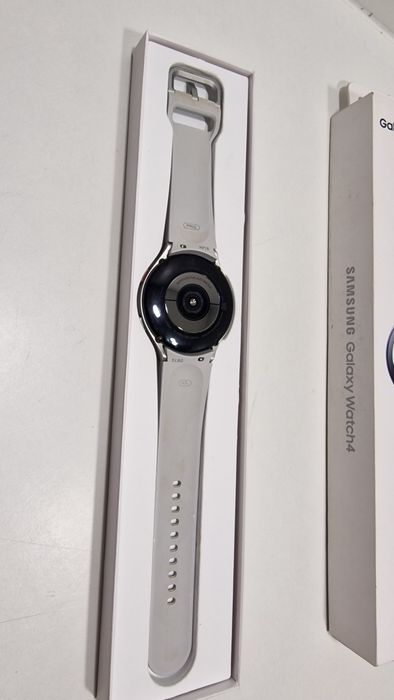 Smartwatch SAMSUNG Galaxy Watch 4 SM-R870 szary Komis Madej Czeladź
