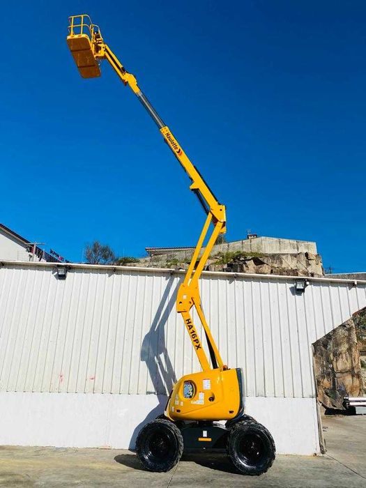 Plataforma Elevatoria Articulada a Diesel Haulotte HA16PXNT 16 Metros