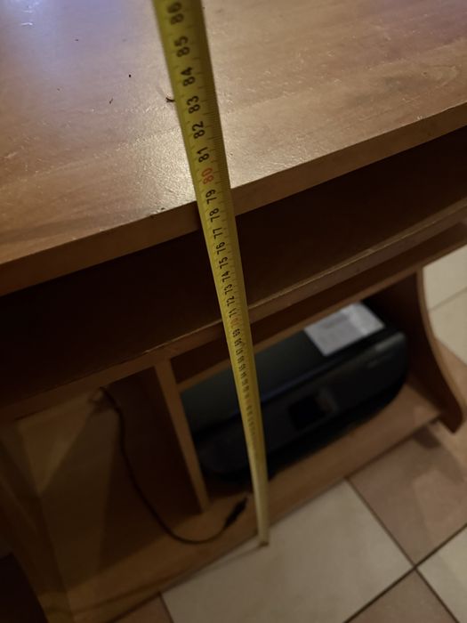 Oddam za darmo komode i  biurko