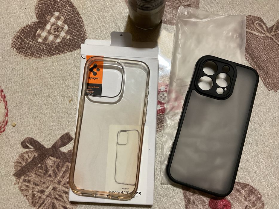 iphone 15 , 15 pro  spigen оригінал стан ідіал i iphone 16 pro ц за 2