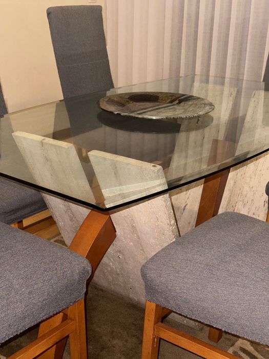 Mesa de Jantar vidro e Pedra