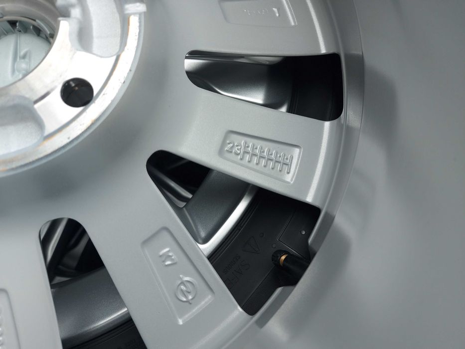 Koła Lato/Zima Opel Mokka II B 215/65R16 Continental/Semperit _Nowe_