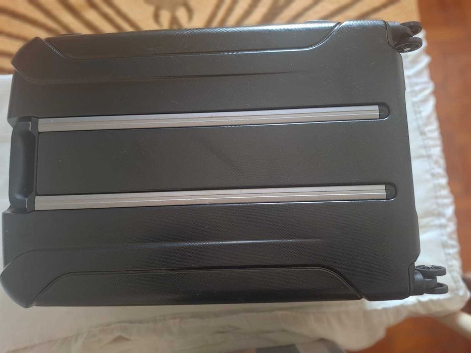 Mala de Viagem Americantouriste - Grande 78cm