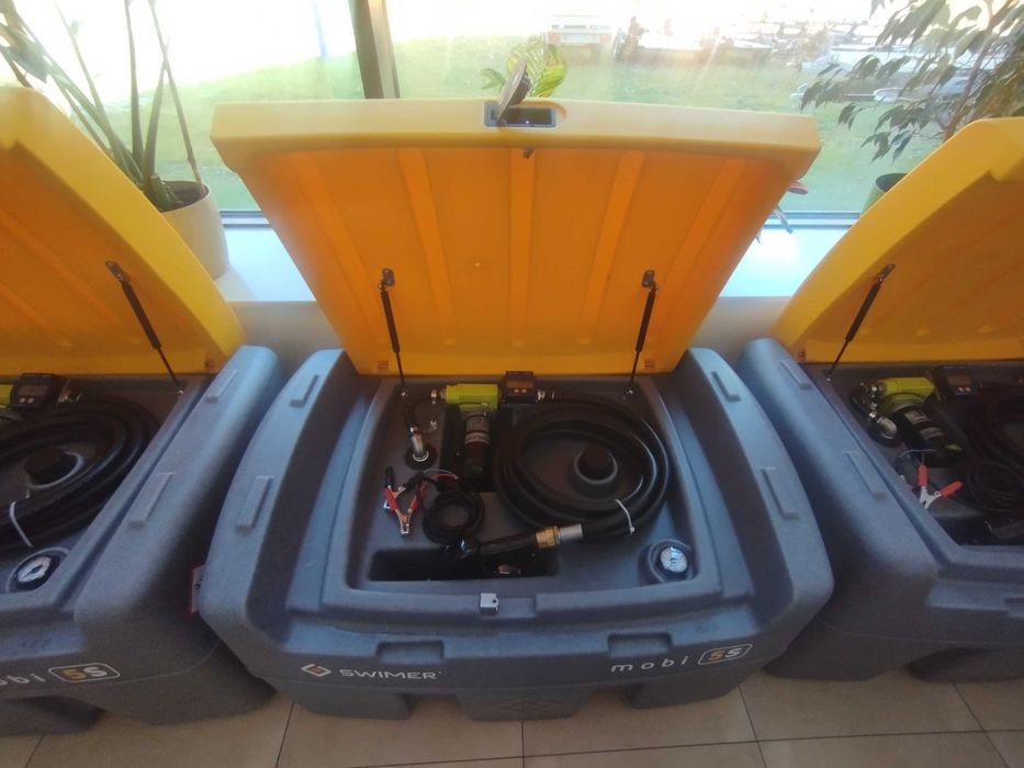 Zbiornik mobilny 400L Swimer - zasilany 12V lub 24V