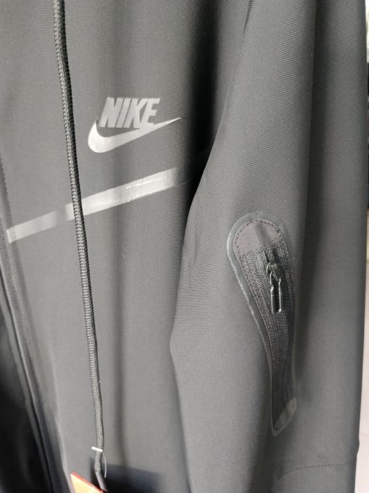 Костюмы Adidas, Nike