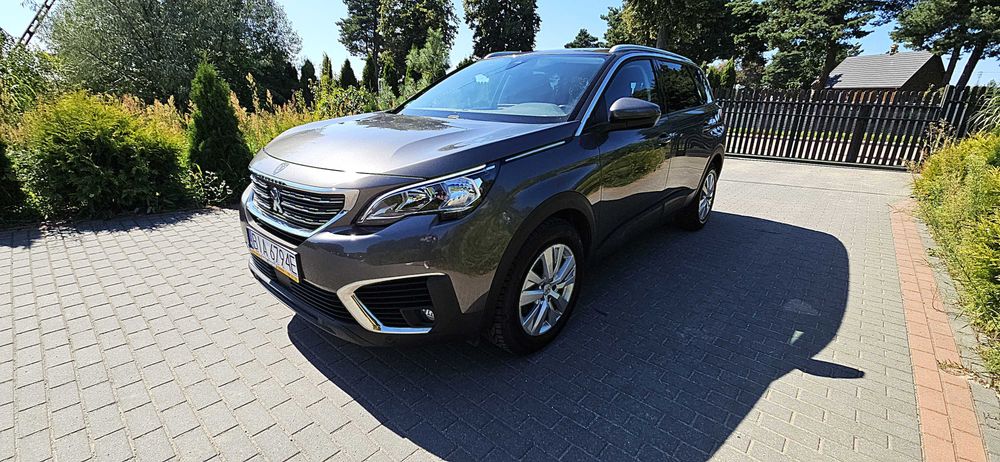 Peugeot 5008 benzyna