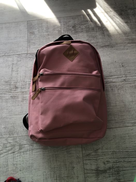 Рюкзак рожевий