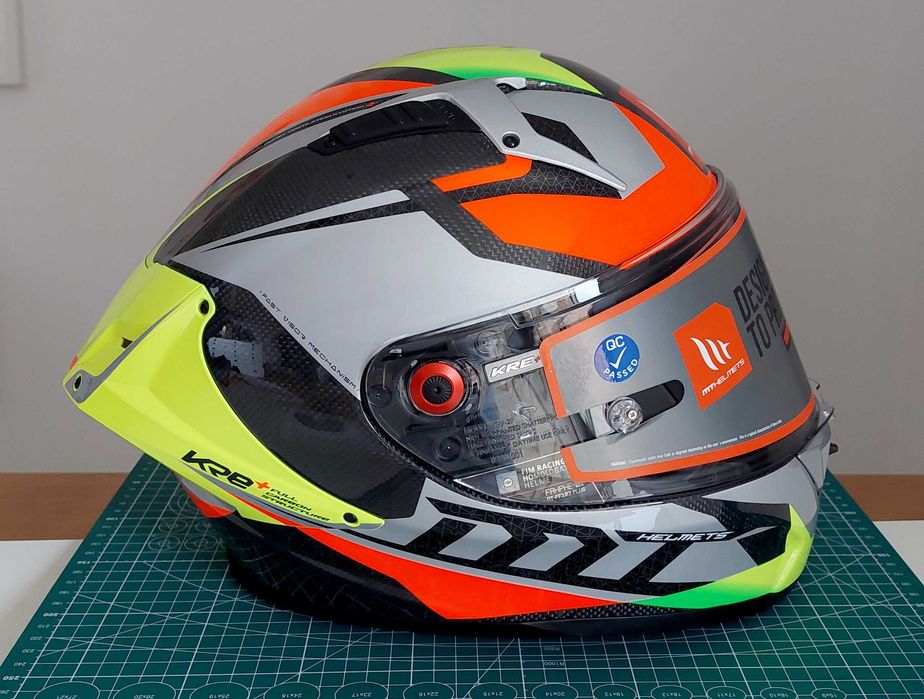 MT KRE+ Snake Carbon - Capacete Integral de competição (100% novo!)