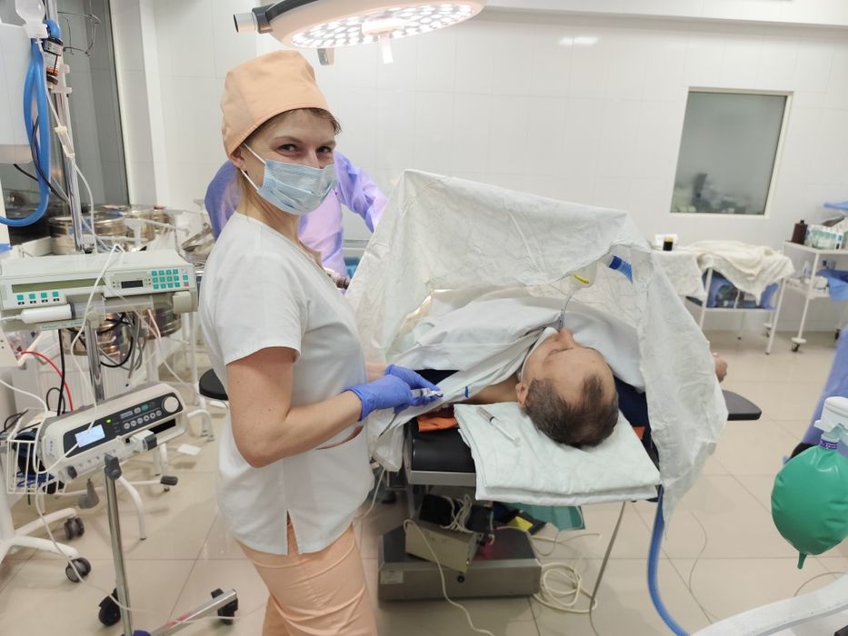 Крапельниці і уколи в/в на дому