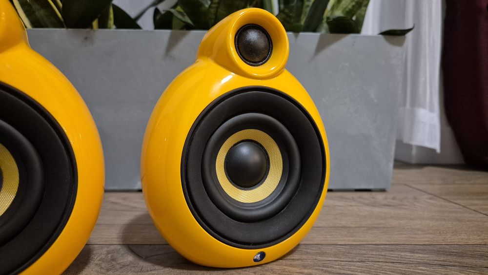 Scandyna MicroPod  glosniki stereo Ferrari