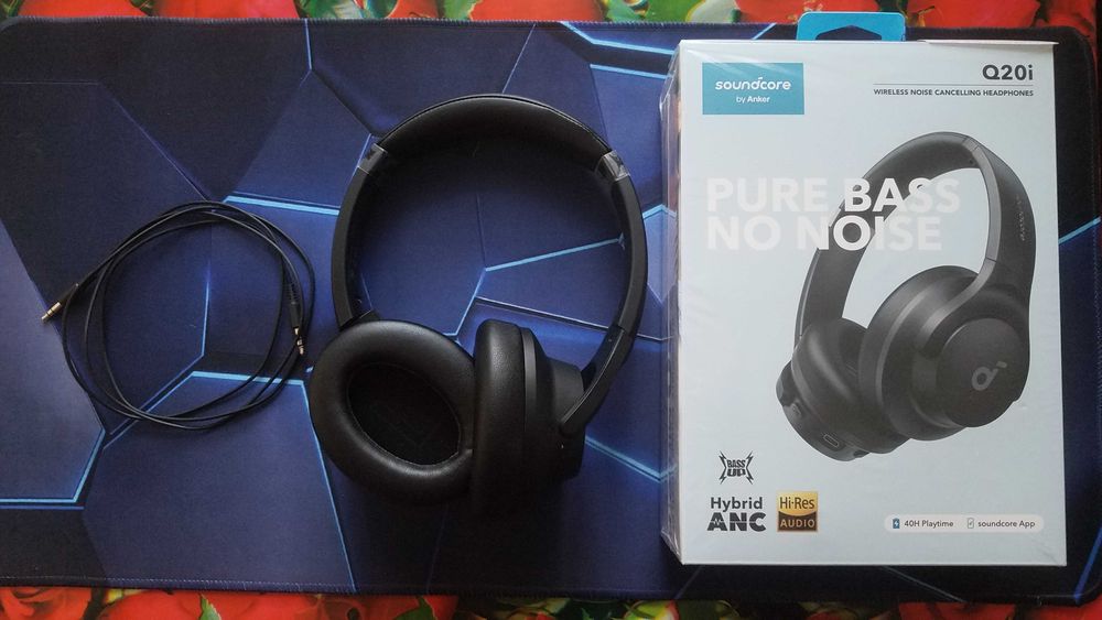 Anker SoundCore Q20i Black – мощный звук без проводов!