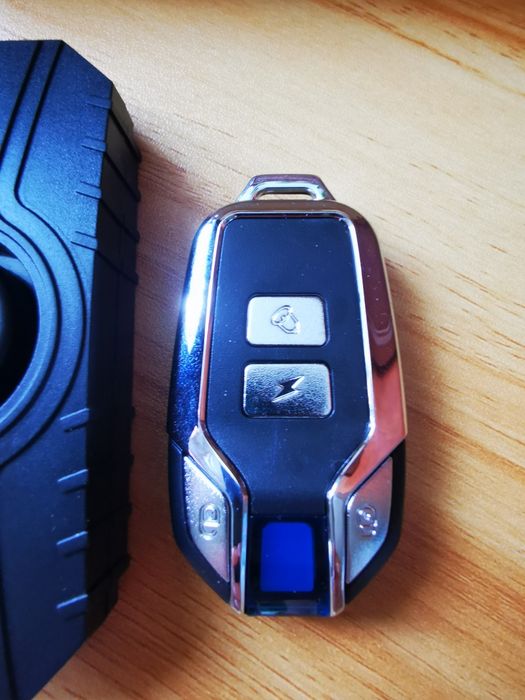 Alarm rowerowy z pilotem