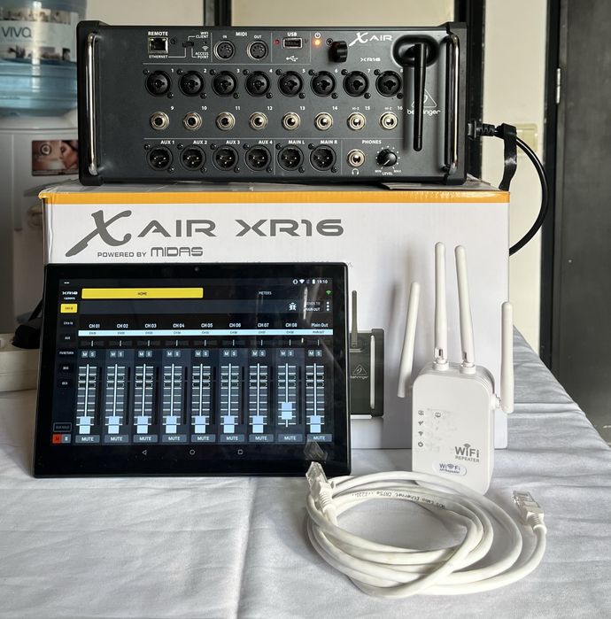 Mesa digital XR16 BEHRINGER