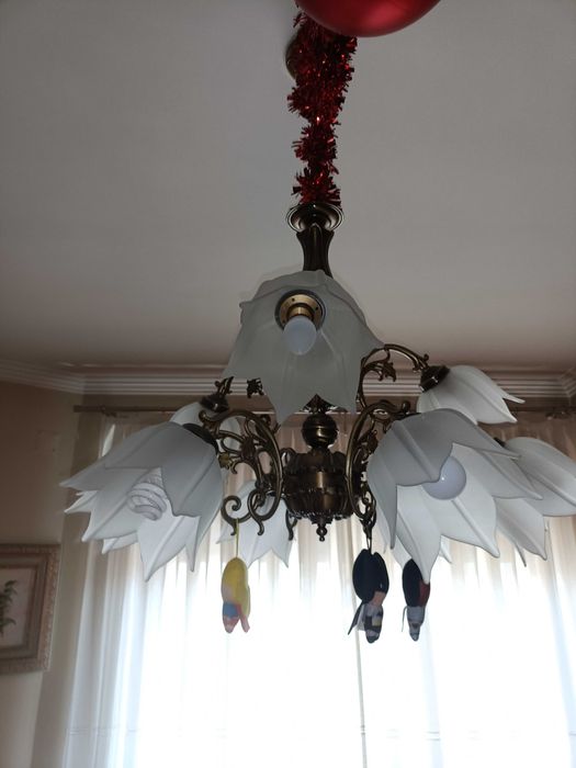 Candeeiro de sala com 9 lâmpadas