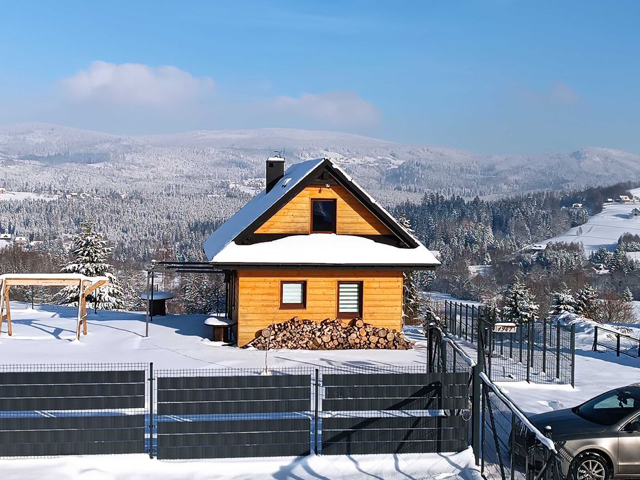 Domek w górach. Domek w Beskidach. Domek w Istebnej.