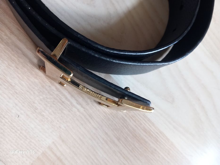 Hermes czarny pas złota klamra 108cm