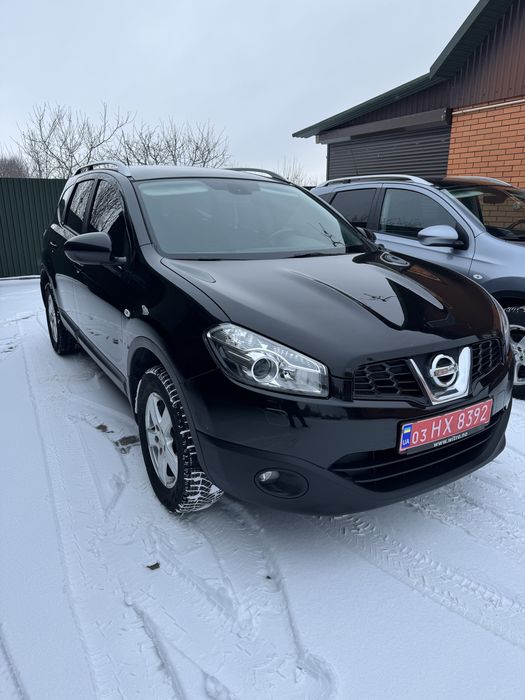 Продам  Nissan Qashqai+2 2012