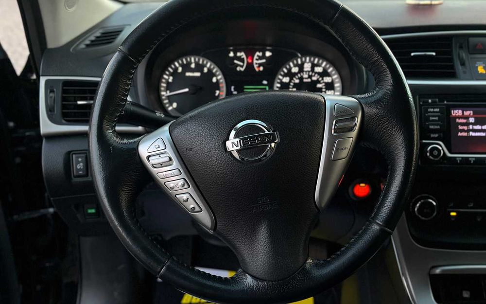 Nissan Sentra  2015