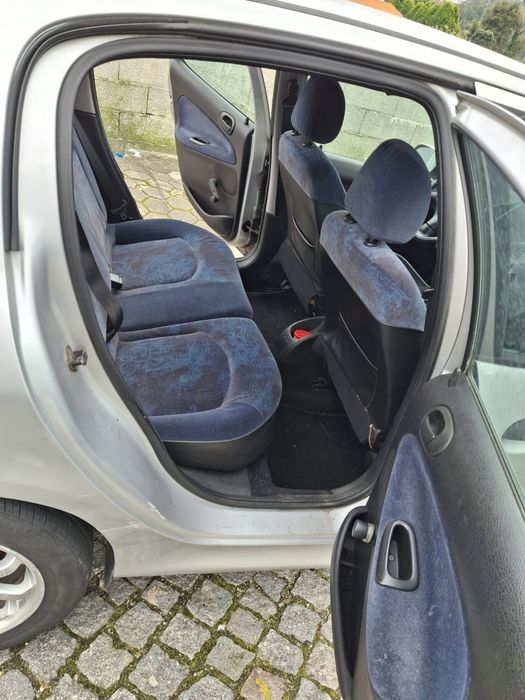 Peugeot 206 out/99