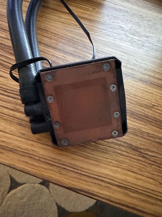 Cooler liquido Corsair H80i v1