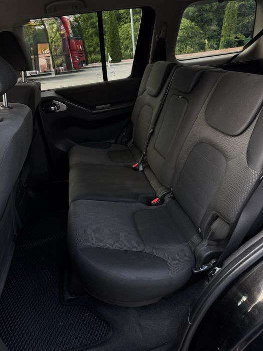 Nissan Pathfinder r51