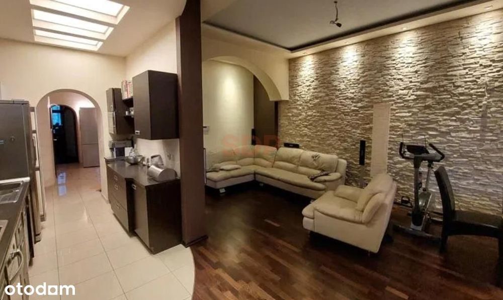 Kamienica | 120 m2| 4 pokoje | 1. piętro | balkon |