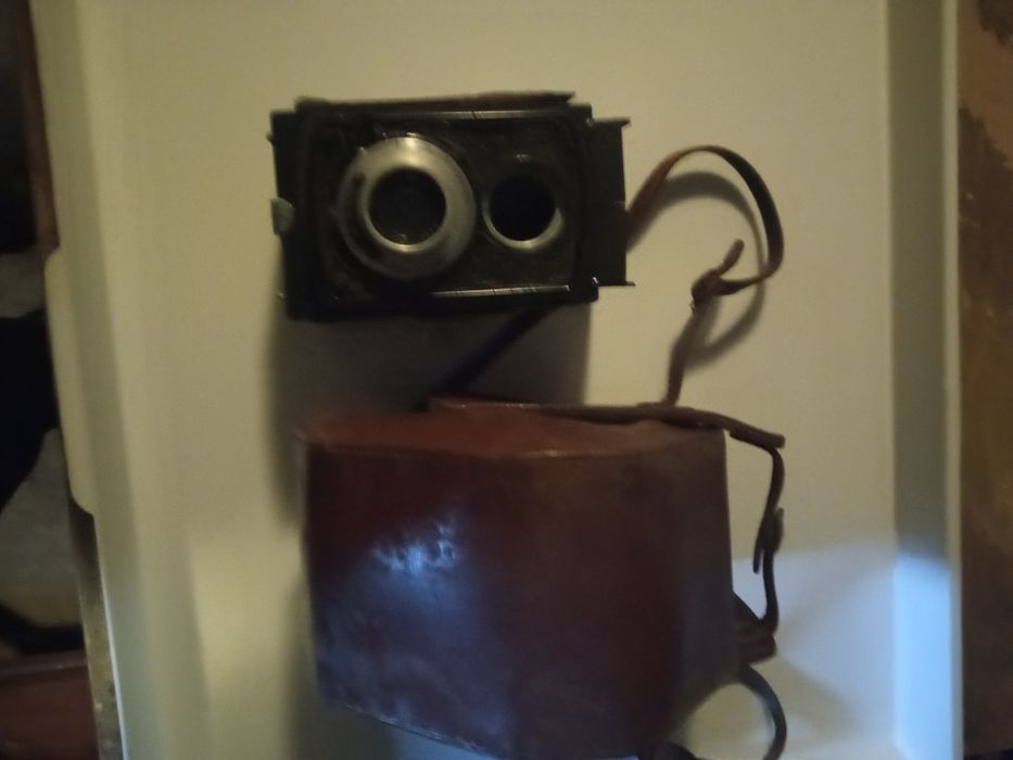 Aparaty fotograficzne.