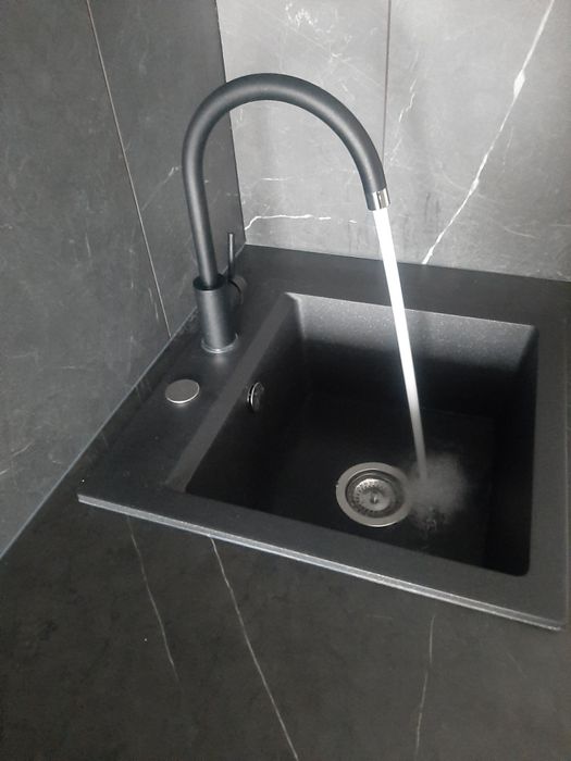 Naprawa spłuczki. Czyszczenie kanalizacji. Udrażnianie rur. Hydraulik