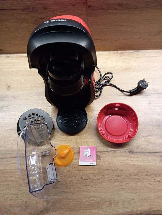 Ekspres do kawy na kapsułki Bosch Tassimo Happy