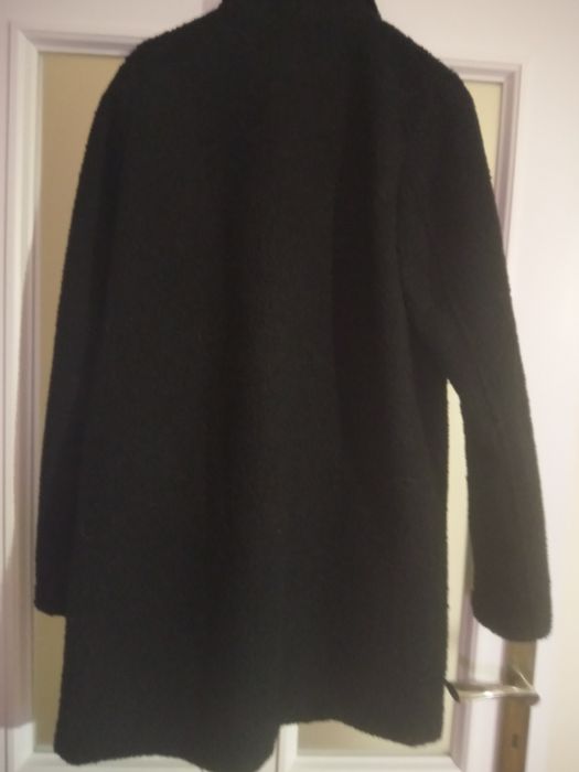 Śliczny damski płaszczyk ,bucle