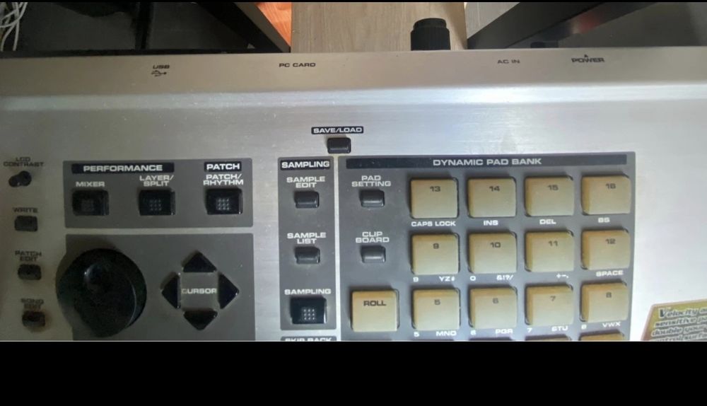 Roland Fantom X6