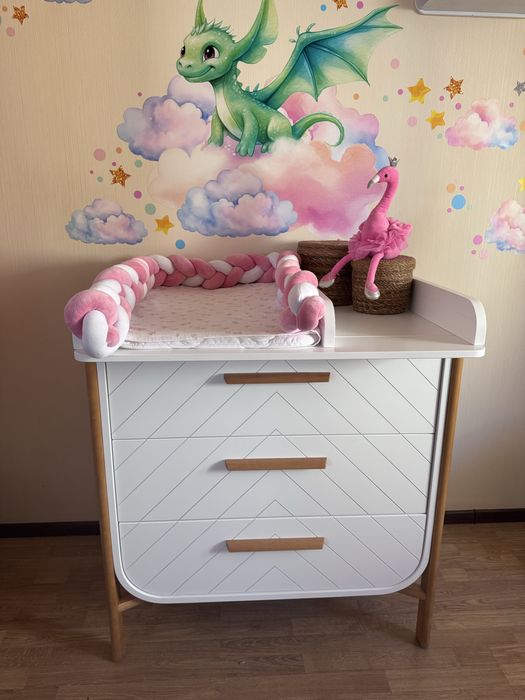 Шикарний комодик  з пеленатором бренду mamotato