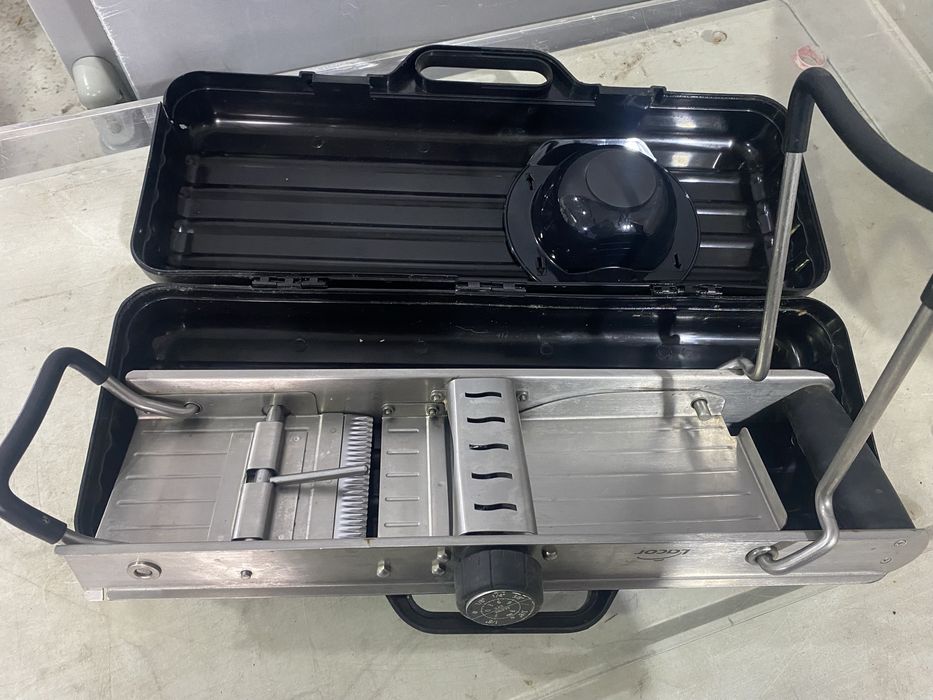 Mandolina Lacor profissional