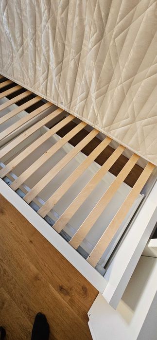 Łóżko Ikea 90x200 z szufladami