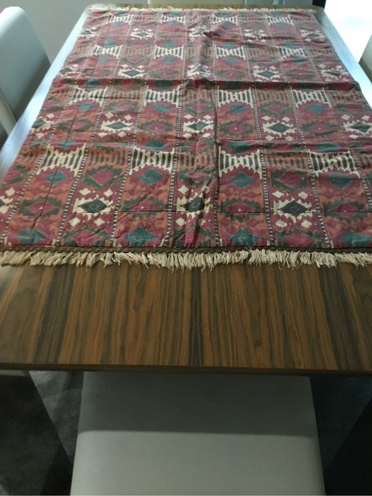 Conjunto de texteis da Snucker padrao kilim como novos