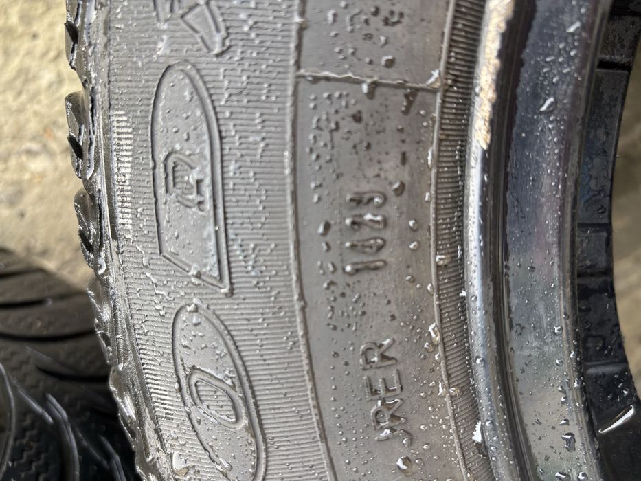 Литі диски R15 5×114.3 ET35 + зимові шини Goodyear UltraGrip Ice 2 195/65 R15+датчик тиску