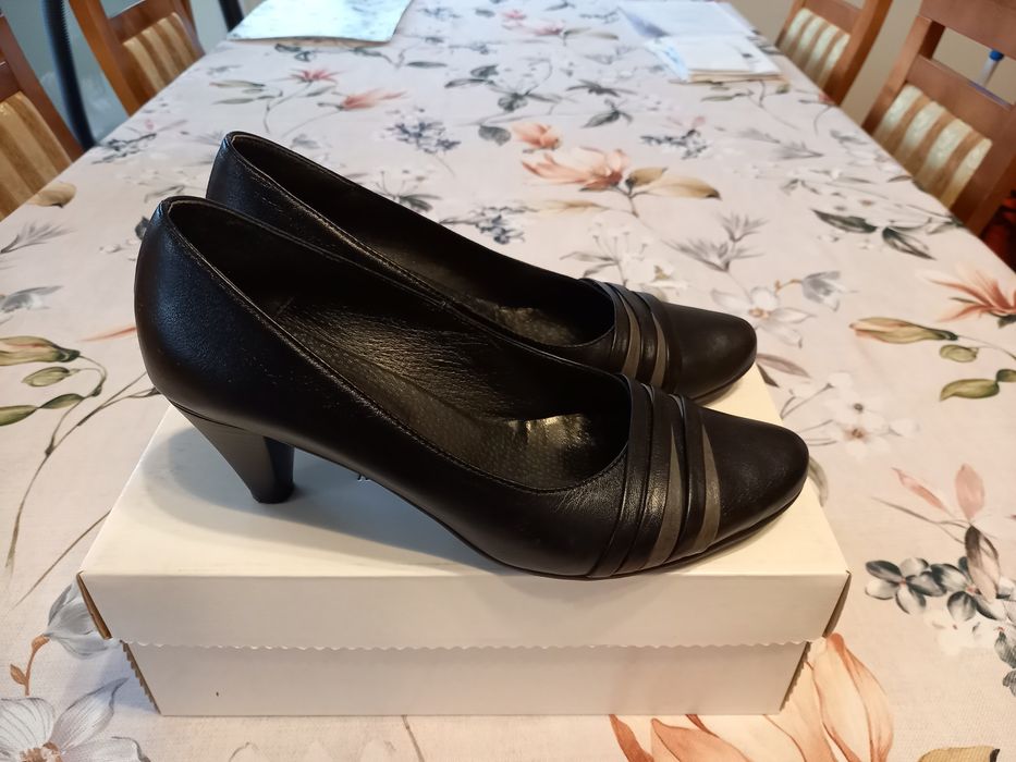 Buty damskie, czółenka, pantofle