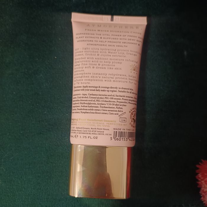 Krem do twarzy atmosphere