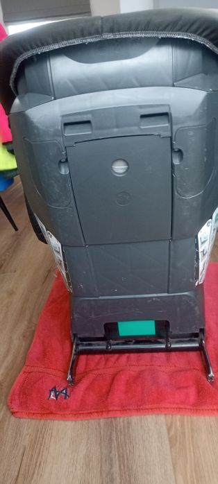 Fotelik Romer Britax safefix 9-18kg isofix