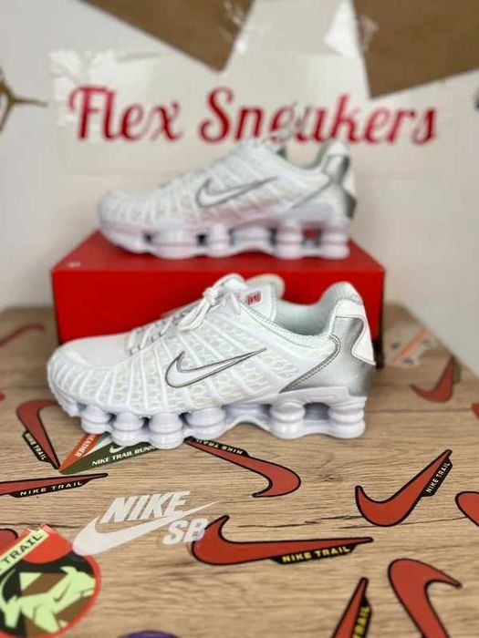 Nike_Shox TL  Biały R.43