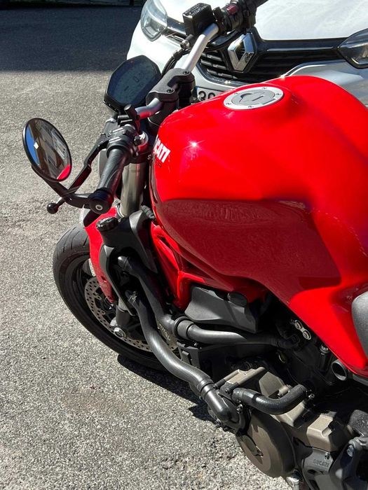 Ducati Monster 821 de 2017 - 25,000kms
