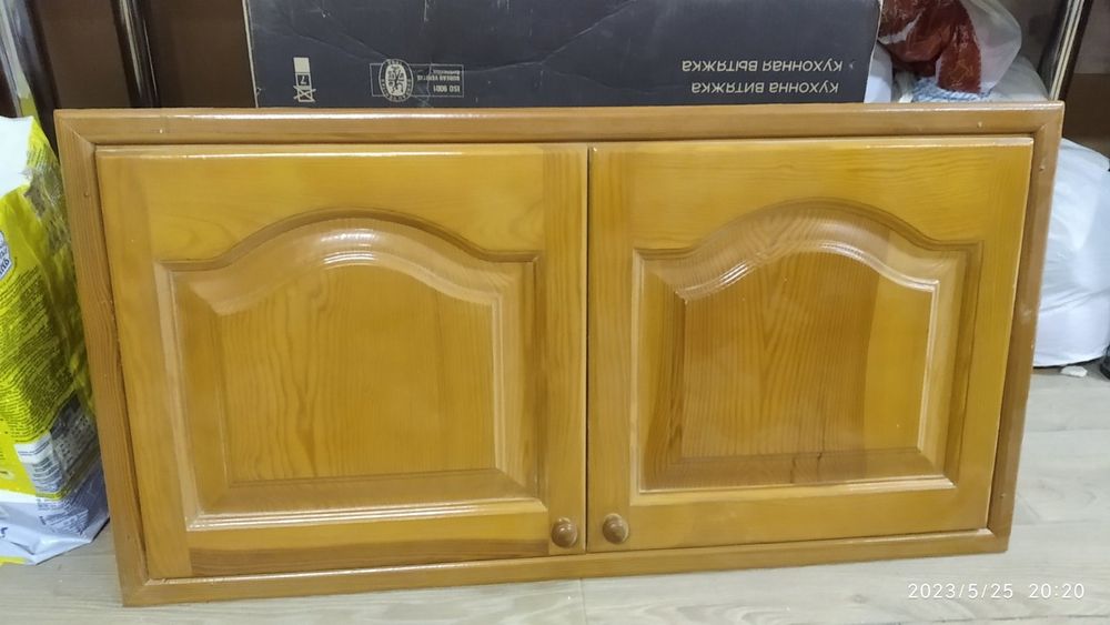 Продам  шкаф из дерева