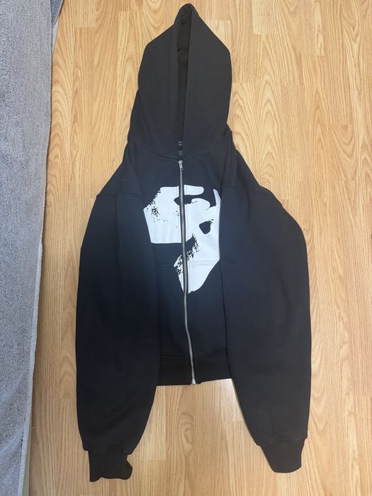 Зипка Playboy Carti