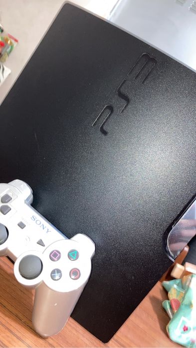 Vendo PS3 Desbloqueada