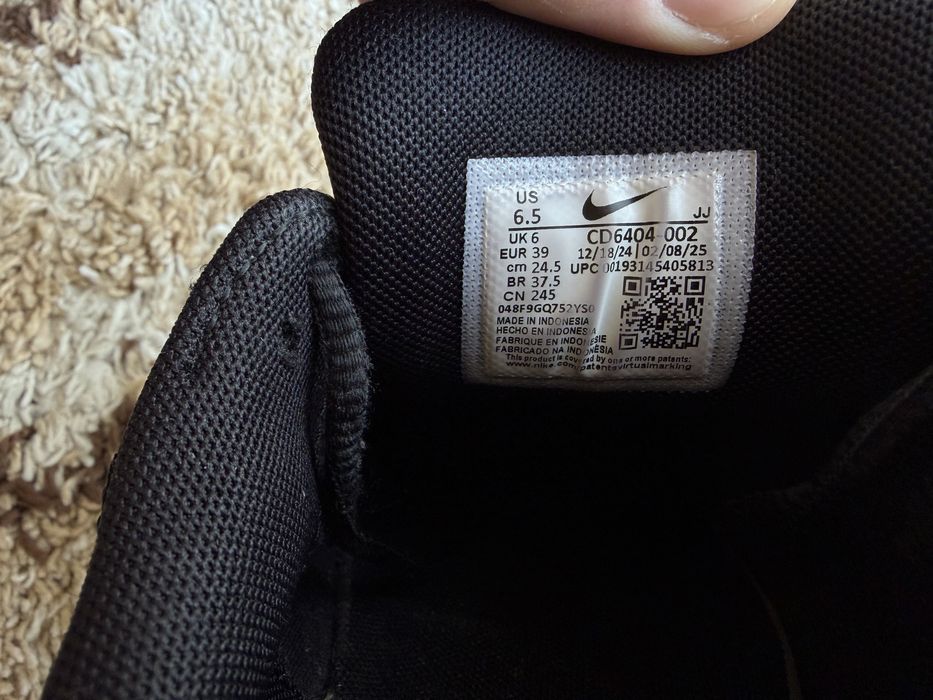 Оригінальні кросівки nike p 6000