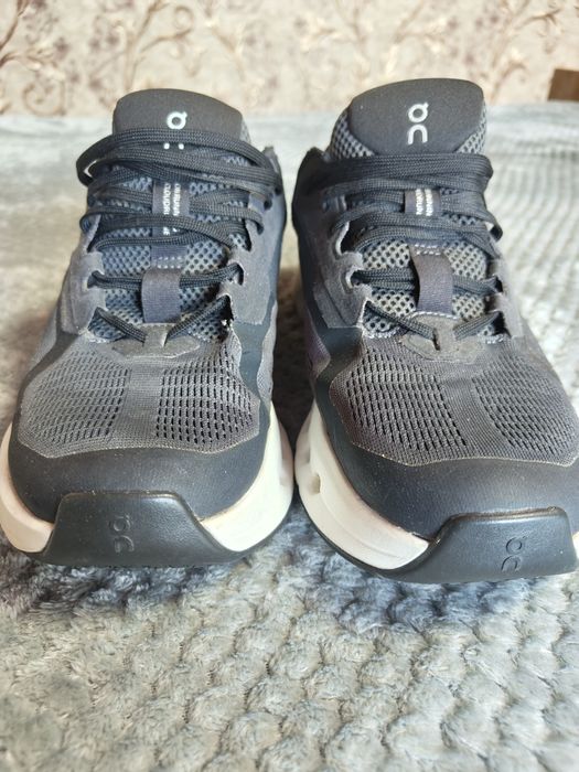 Кросівки On running cloudrunner 2