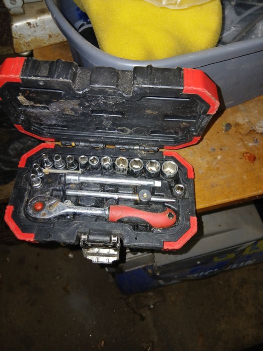 Vendo aparafusadoras de impacto   e outras pecas   e outras maquina