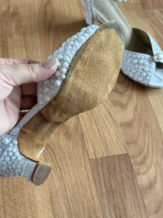 Buty Ślubne z perełkami  Choreo - roz. 36